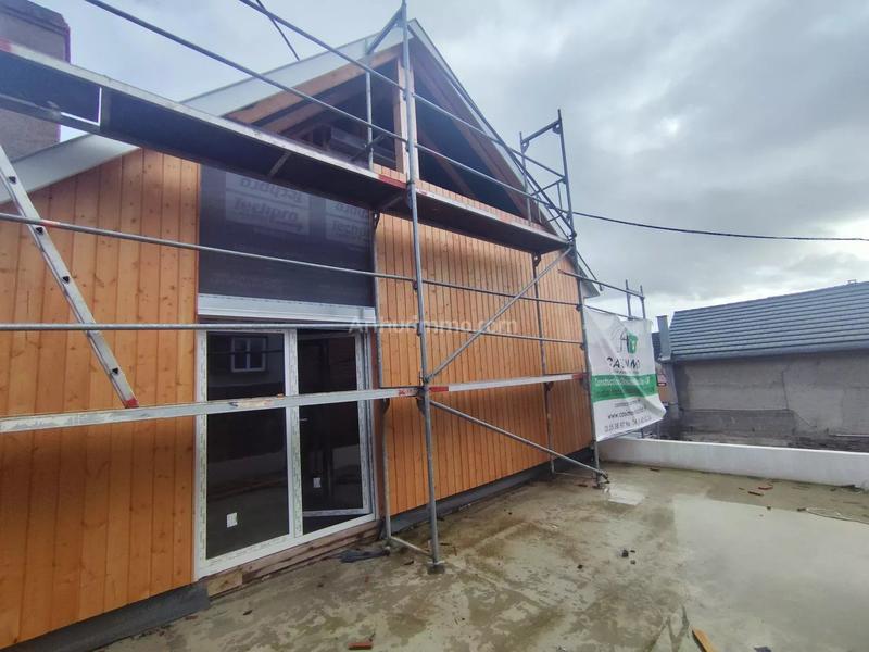 Maison - 93 m² - 5 pièces