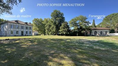 Maison bourgeoise - 350 m² - 8 pièces