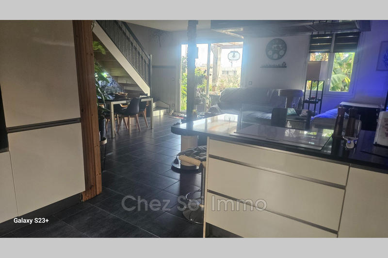 Villa - 90 m² - 4 pièces