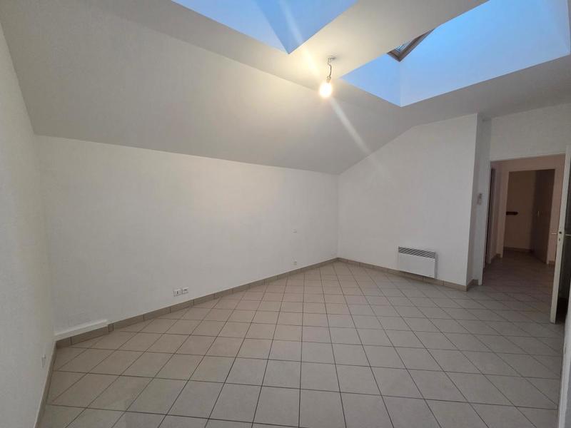 Appartement - 120 m² - 3 pièces