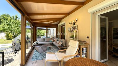 Maison - 202 m² - 6 pièces