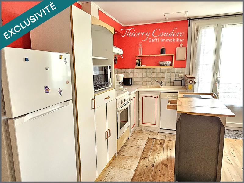 Maison - 208 m² - 8 pièces