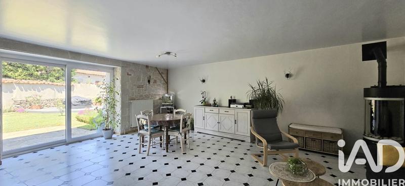 Maison - 170 m² - 8 pièces