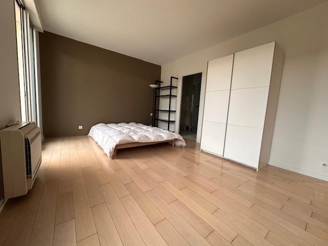 Appartement - 141 m² - 4 pièces