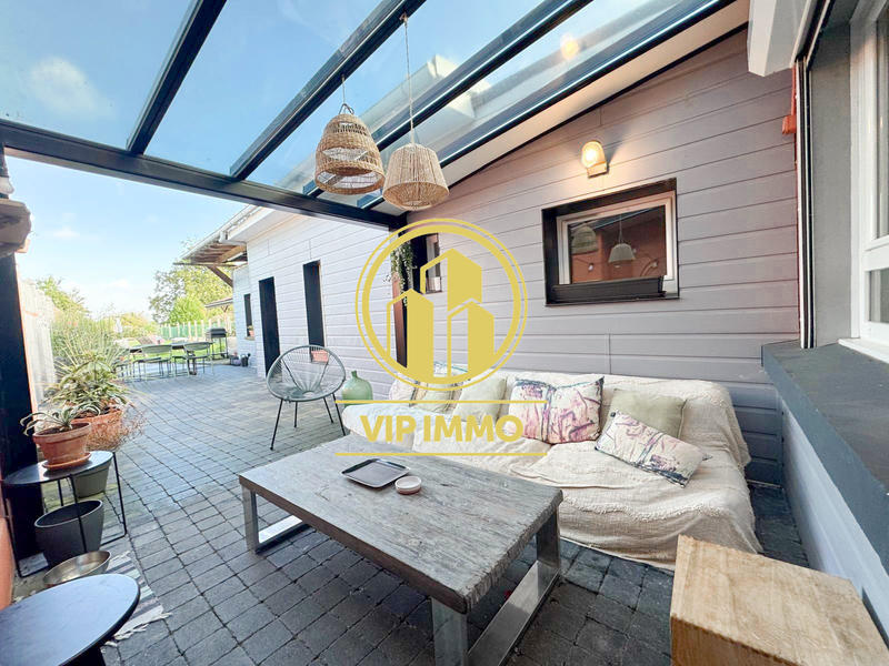 Maison - 111 m² - 5 pièces