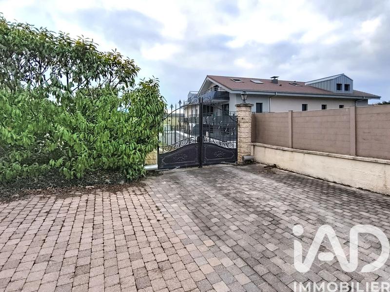 Maison - 135 m² - 5 pièces