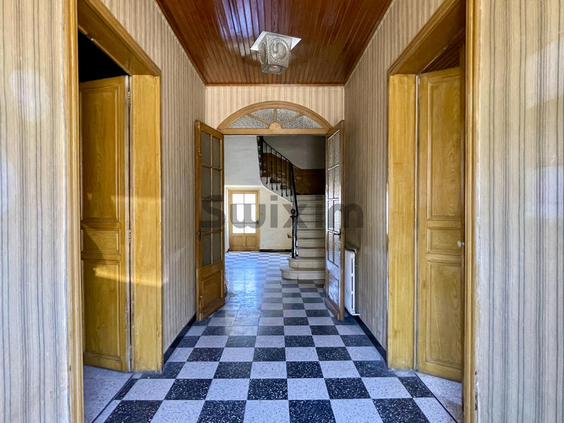 Maison - 163 m² - 8 pièces