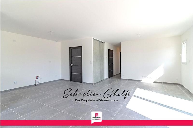 Maison - 90 m² - 5 pièces