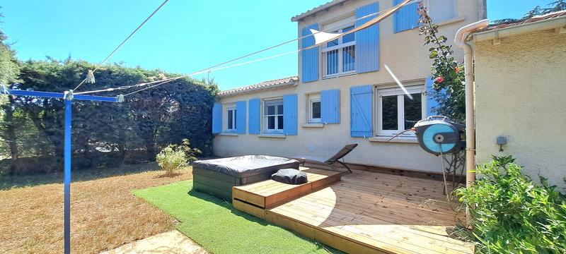 Villa - 90 m² - 5 pièces