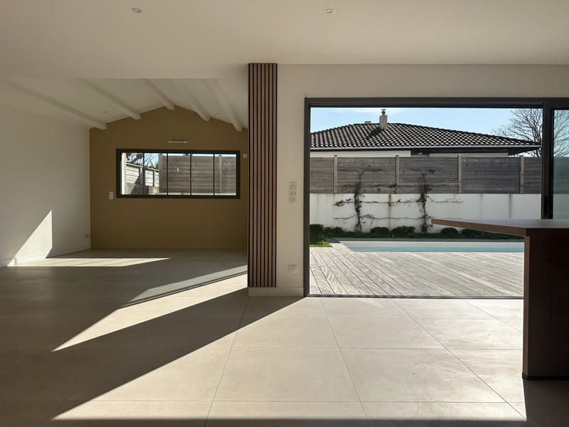 Maison - 158 m² - 7 pièces