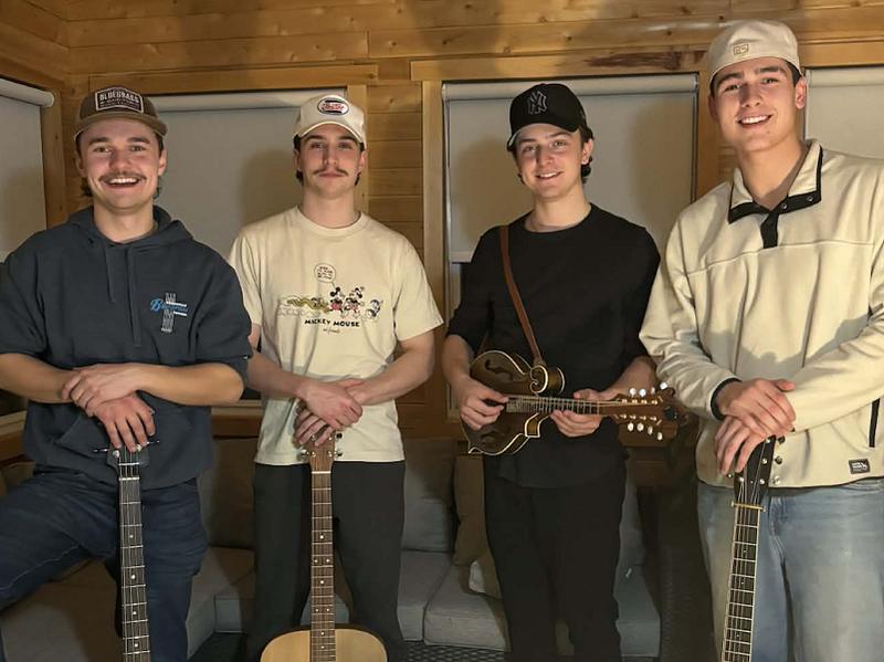 Festival la Semaine Acadienne : Concert avec "Petitcodiac"