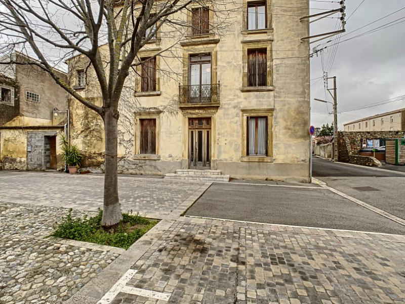 Propriété - 349 m² - 12 pièces