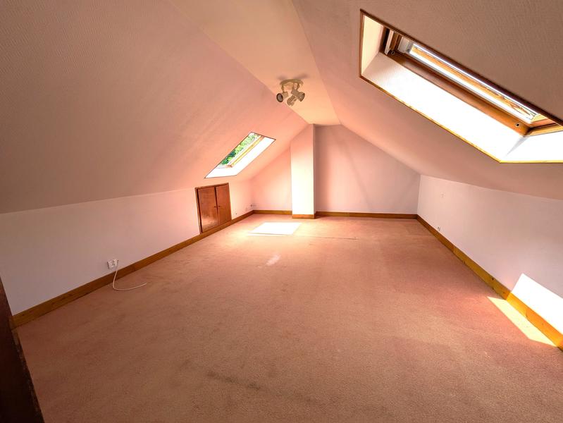 Maison contemporaine - 176 m² - 8 pièces