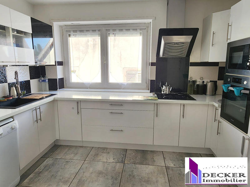 Immeuble - 151 m² - 3 pièces