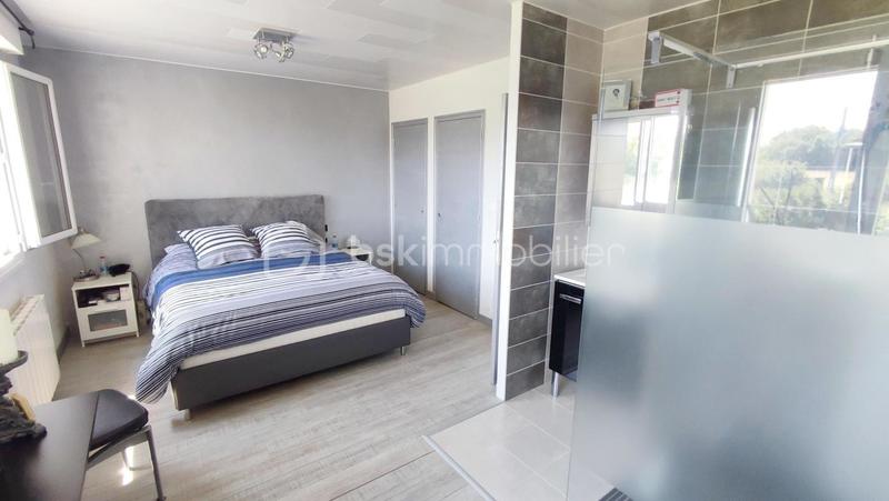 Propriété - 161 m² - 7 pièces