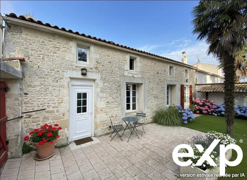 Maison traditionnelle - 134 m² - 4 pièces