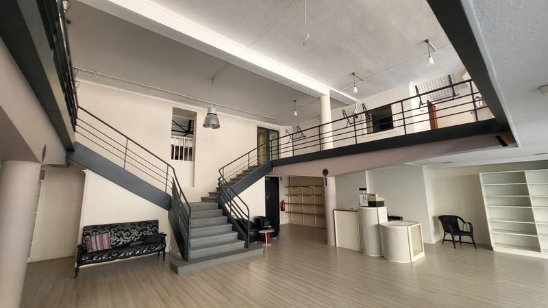 Local commercial - 506 m²