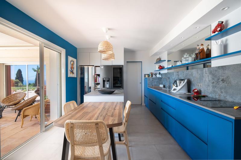 Maison - 268 m² - 7 pièces