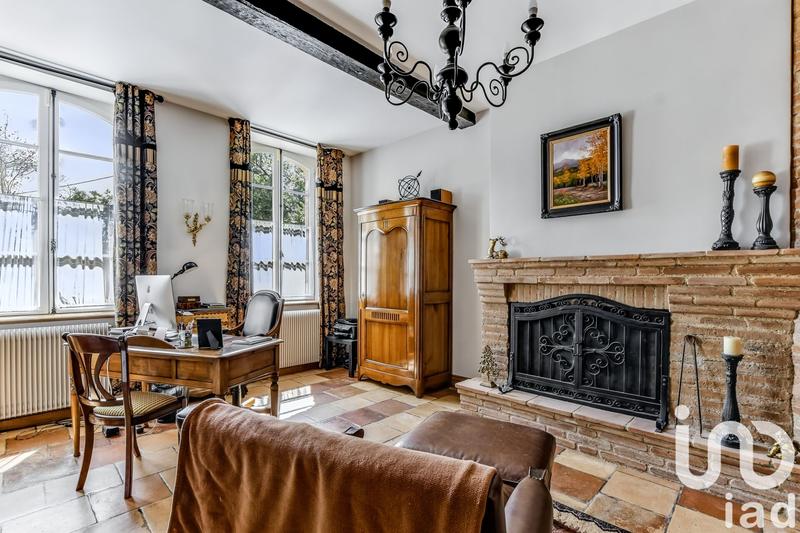 Maison - 435 m² - 11 pièces