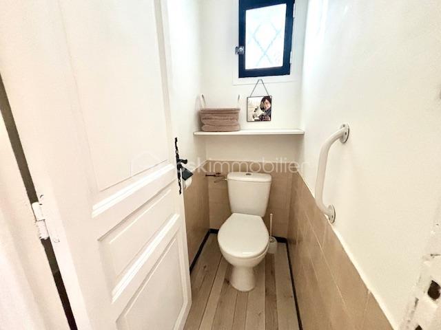 Maison traditionnelle - 91 m² - 6 pièces