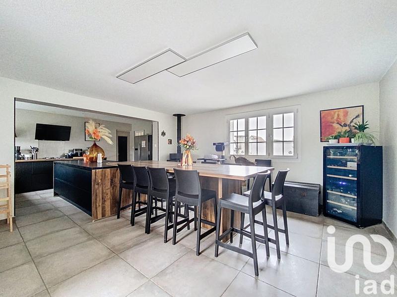Maison - 211 m² - 8 pièces