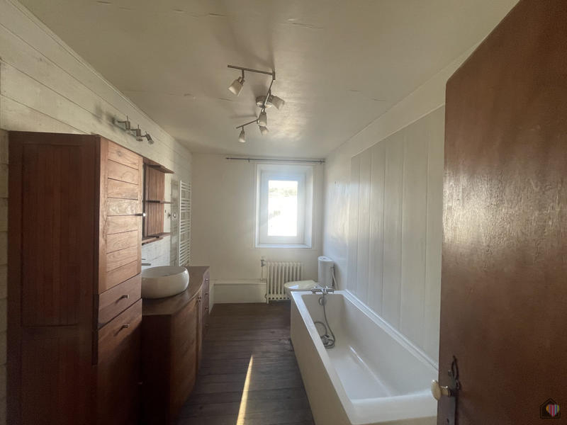 Maison - 145 m² - 6 pièces