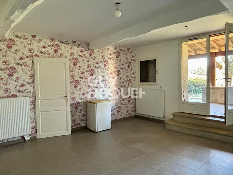 Maison - 300 m² - 7 pièces