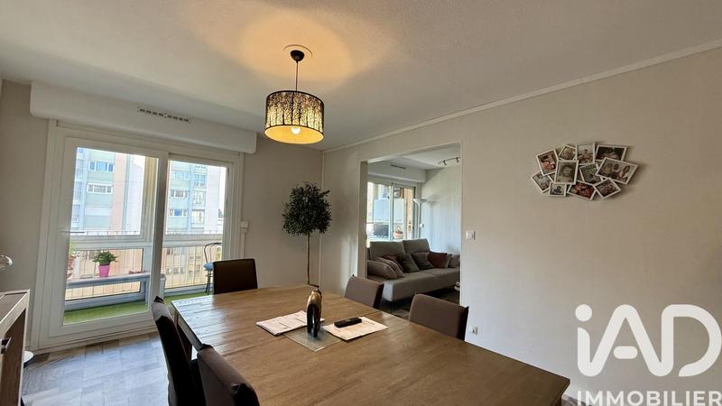 Appartement - 84 m² - 3 pièces