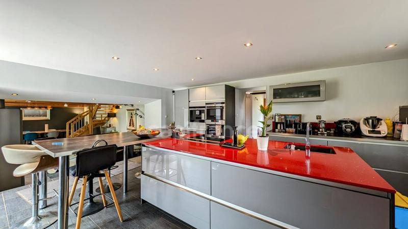 Propriété - 150 m² - 7 pièces