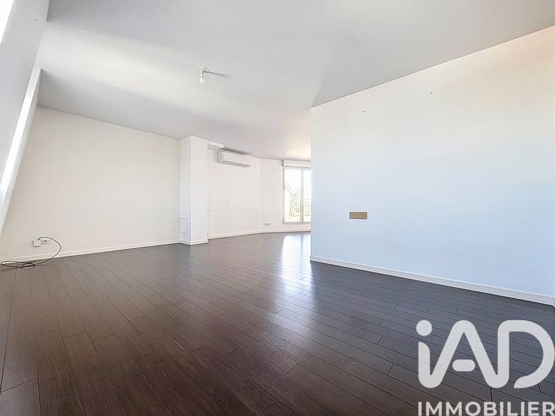 Appartement - 111 m² - 6 pièces