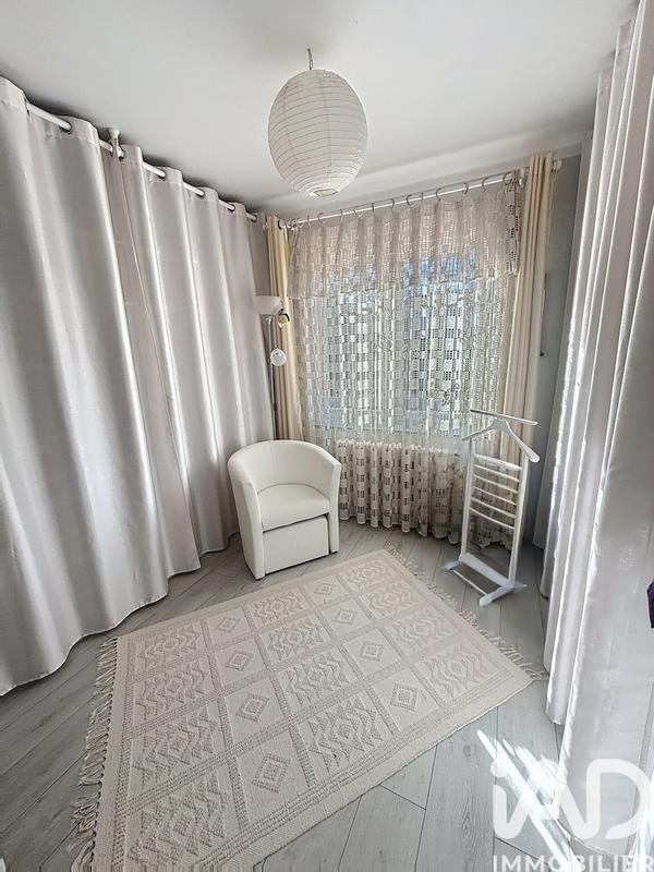 Maison - 128 m² - 7 pièces