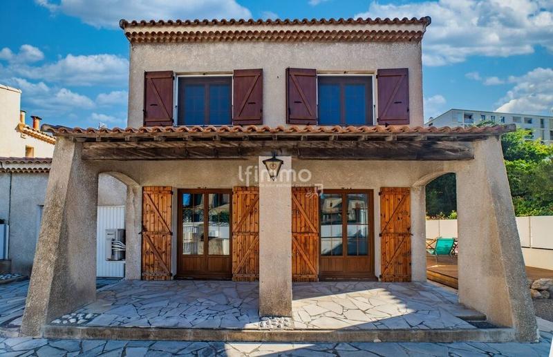 Maison - 113 m² - 5 pièces