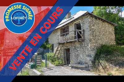 Maison - 170 m² - 2 pièces