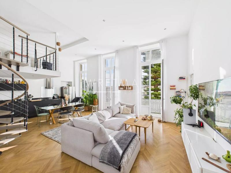 Appartement - 75 m² - 3 pièces