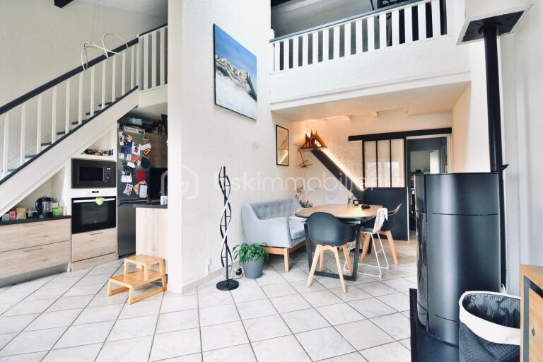 Duplex - 85 m² - 4 pièces