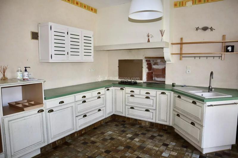 Maison - 520 m² - 17 pièces