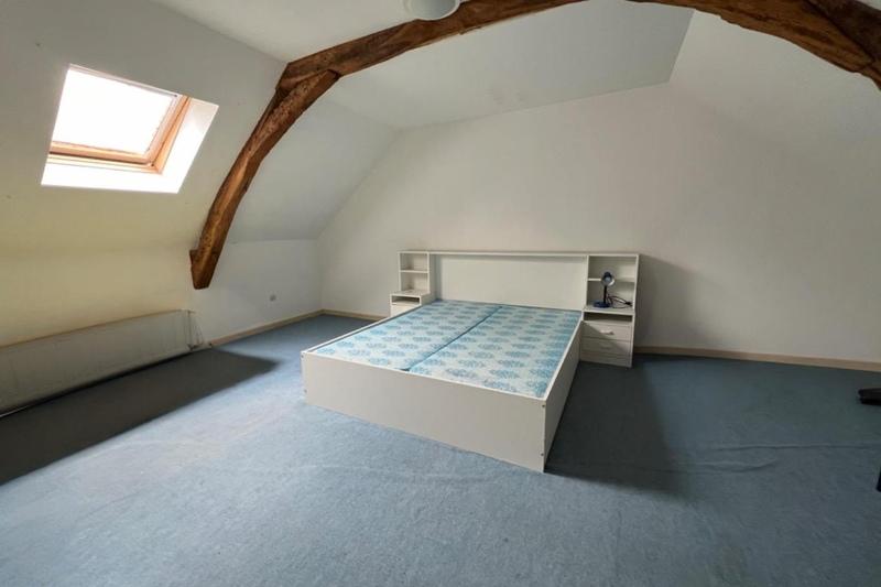 Maison - 280 m² - 10 pièces