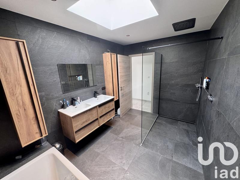 Maison - 124 m² - 5 pièces