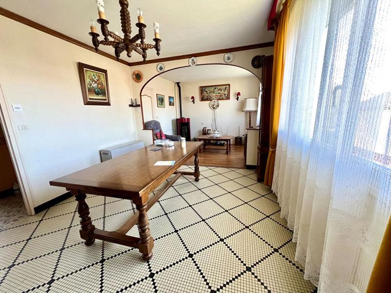 Maison - 75 m² - 5 pièces