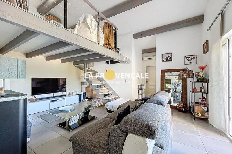 Maison - 163 m² - 6 pièces