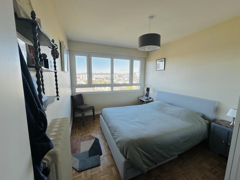 Appartement - 90 m² - 4 pièces