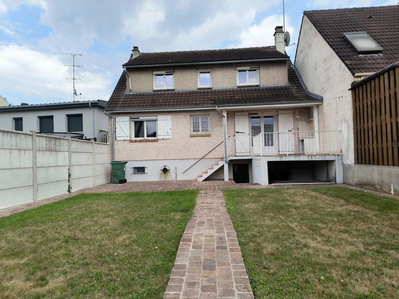 Maison - 150 m² - 6 pièces