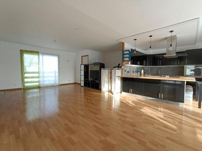 Maison - 96 m² - 5 pièces