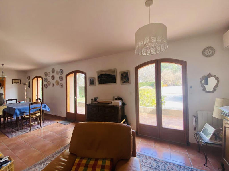 Villa - 134 m² - 6 pièces