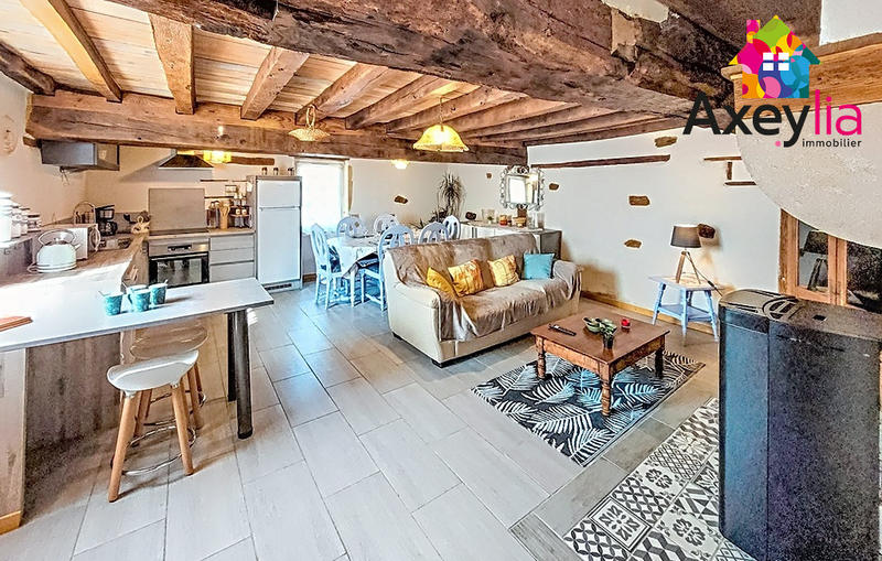 Propriété - 409 m² - 10 pièces