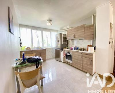 Appartement - 55 m² - 4 pièces