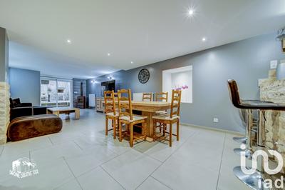 Maison de village - 224 m² - 8 pièces