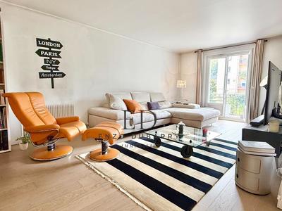 Appartement - 96 m² - 4 pièces