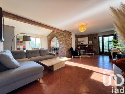 Maison - 140 m² - 5 pièces
