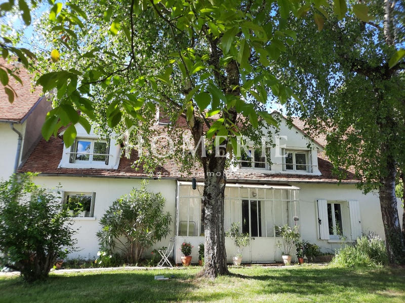 Maison - 149 m² - 7 pièces